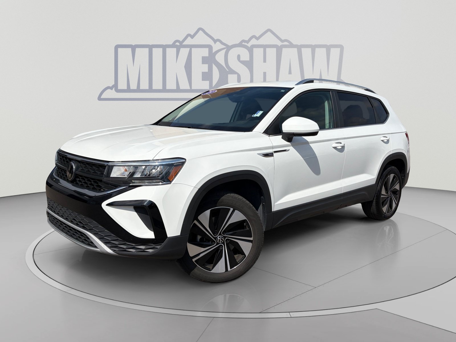 Used 2023 Volkswagen Taos SE AWD/4WD image 1