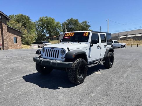 Used 2018 Jeep Wrangler Unlimited Sport AWD/4WD image 36