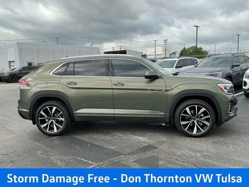 New 2026 Volkswagen Atlas Cross Sport SEL Premium R-Line AWD/4WD image 2