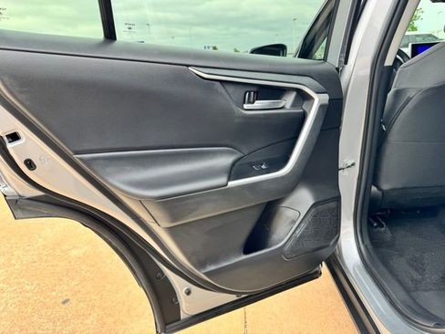 Used 2024 Toyota RAV4 XLE image 32