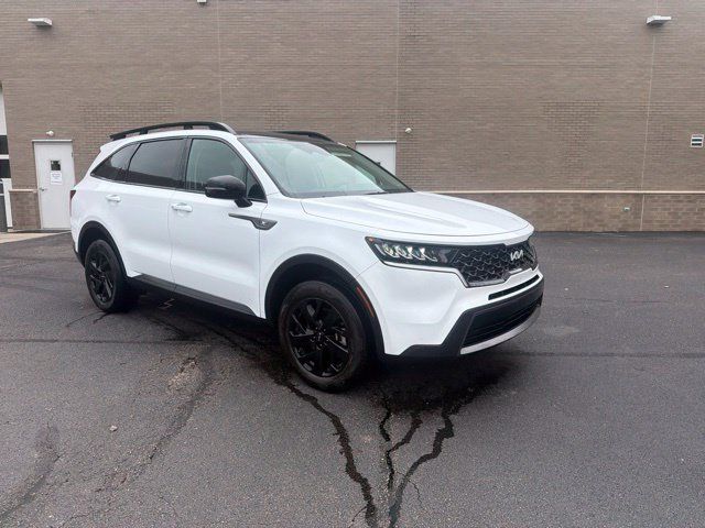 Used 2023 Kia Sorento S w/ Panoramic Sunroof Package AWD/4WD image 2