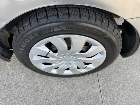 Used 2011 MAZDA MAZDA3 i Sport FWD image 21