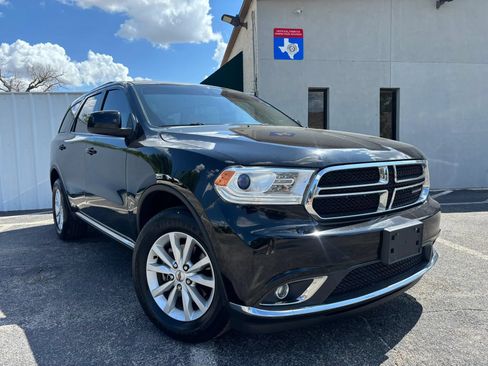Used 2019 Dodge Durango SXT AWD/4WD image 9