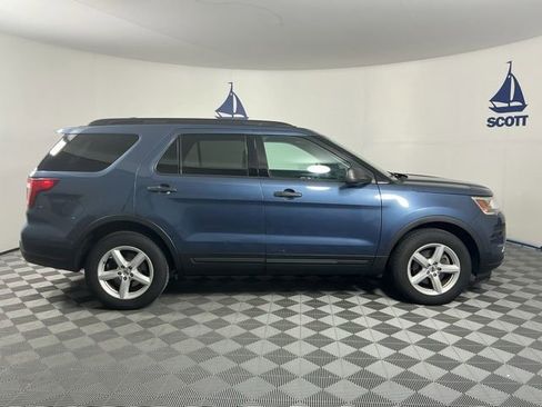 Used 2018 Ford Explorer 4WD image 6