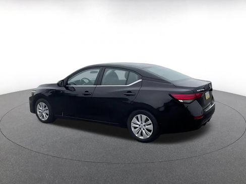 Used 2025 Nissan Sentra S FWD image 10