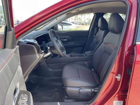 New 2026 Nissan Kicks SR image 14