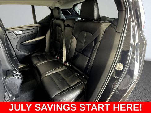 Used 2023 Volvo XC40 B5 Ultimate AWD/4WD image 25