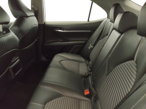 Used 2023 Toyota Camry SE FWD image 18