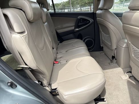 Used 2007 Toyota RAV4 Limited FWD image 25
