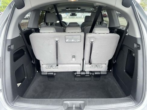 Used 2023 Honda Odyssey Touring image 9
