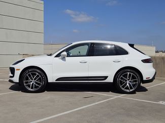 Certified 2025 Porsche Macan video 2