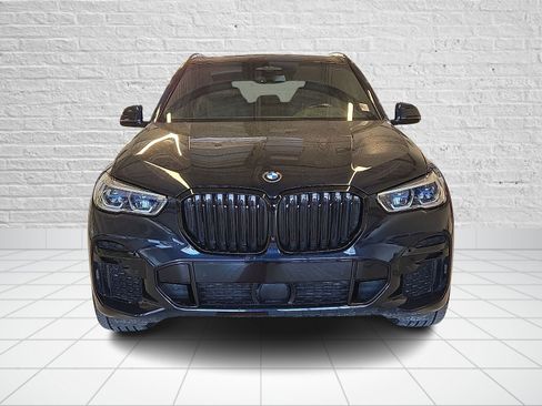 Used 2023 BMW X5 xDrive40i w/ Executive Package image 2