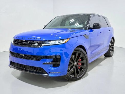 Used 2025 Land Rover Range Rover Sport Autobiography AWD/4WD image 2