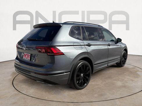 Used 2020 Volkswagen Tiguan SE R-Line FWD image 10