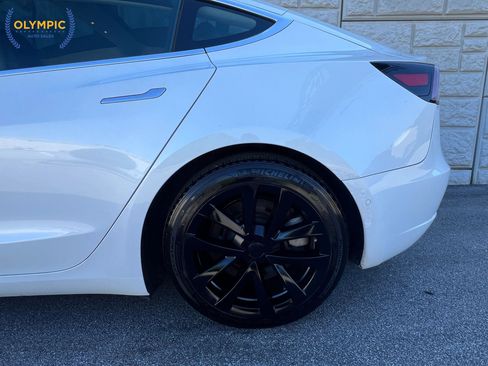 Used 2020 Tesla Model 3 Standard Range RWD image 10