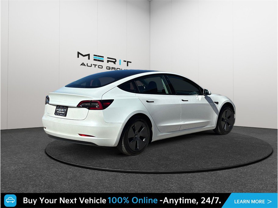 Used 2022 Tesla Model 3 RWD image 9