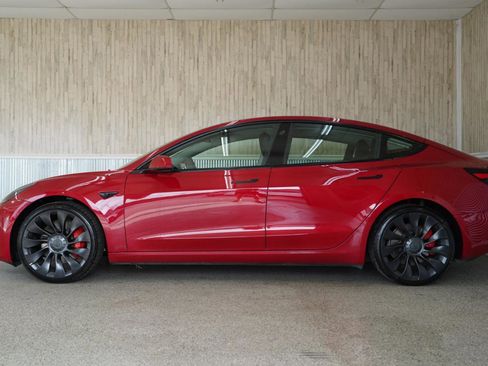Used 2022 Tesla Model 3 Performance image 5