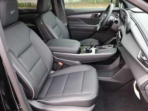 New 2026 Buick Enclave Sport Touring w/ Power Package AWD/4WD image 29