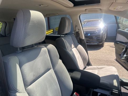 Used 2015 Honda CR-V EX image 37