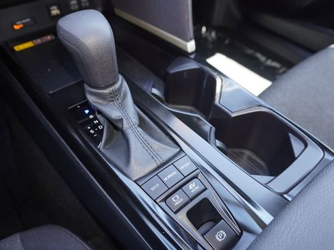 Certified 2025 Toyota Camry LE FWD image 15