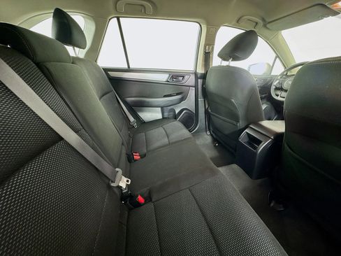 Used 2018 Subaru Outback 2.5i AWD/4WD image 25