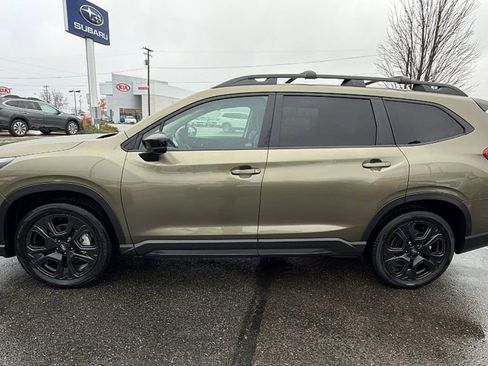 Used 2025 Subaru Ascent Onyx Edition image 7