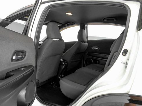 Used 2021 Honda HR-V Sport image 39