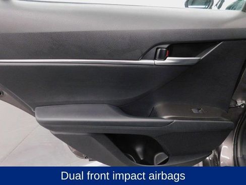 Used 2024 Toyota Camry SE image 26