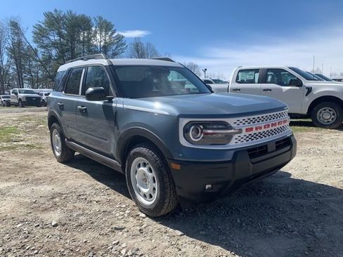 New 2026 Ford Bronco Sport Heritage w/ Convenience Package AWD/4WD image 2