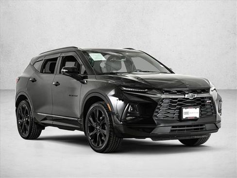 Used 2022 Chevrolet Blazer RS image 3