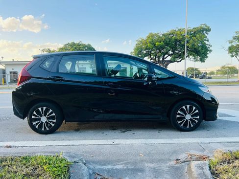 Used 2019 Honda Fit LX image 6