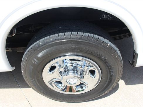 Used 2016 Chevrolet Express 3500 LT w/ LT Preferred Equipment Group RWD image 34