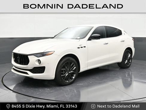 Used 2024 Maserati Levante GT Ultima AWD/4WD image 1