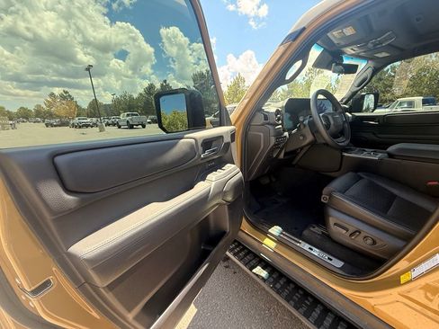 Used 2025 Toyota Land Cruiser w/ Premium Package AWD/4WD image 16