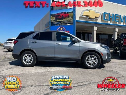 Used 2024 Chevrolet Equinox LT w/ LPO, Floor Liner Package FWD image 2