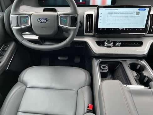 New 2025 Ford Expedition Max Active image 18