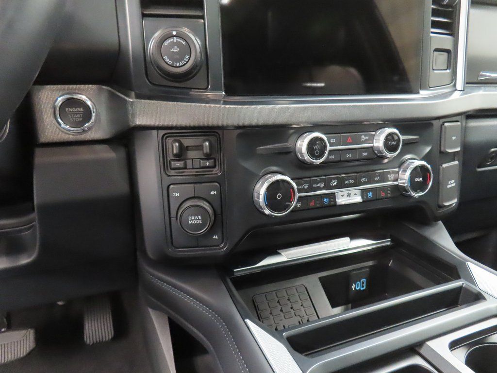 Used 2025 Ford F450 Platinum AWD/4WD image 67