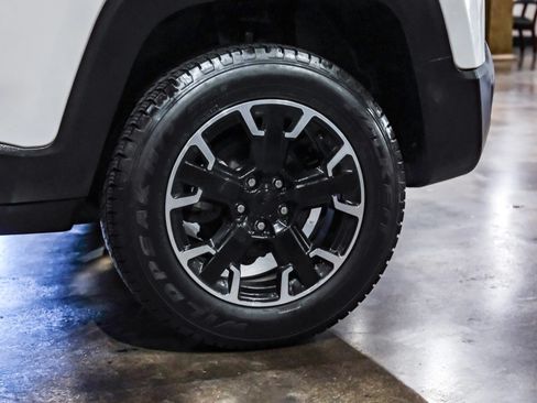 Used 2023 Jeep Renegade Trailhawk AWD/4WD image 54