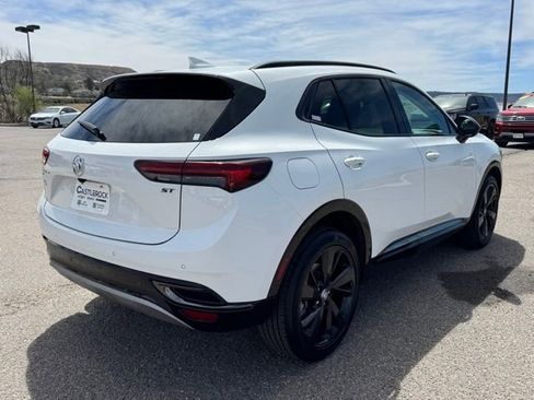 Used 2023 Buick Envision Essence w/ Sport Touring Package image 5