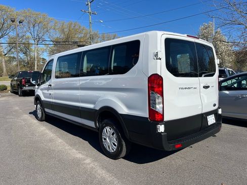 Used 2023 Ford Transit 350 XLT image 4