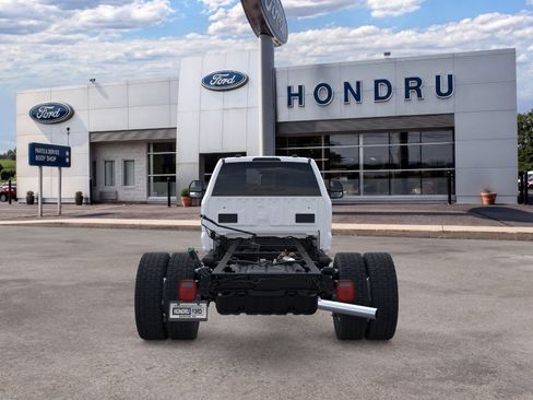 New 2026 Ford F550 4x4 Regular Cab Super Duty image 5