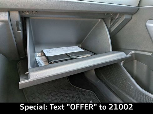 Used 2021 Volkswagen Jetta SE FWD image 27