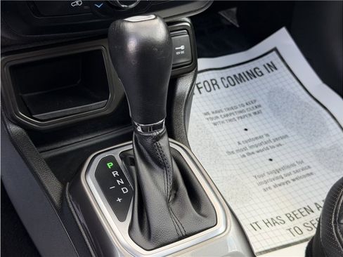 Used 2020 Jeep Renegade Limited w/ UConnect 8.4 Nav Group FWD image 46