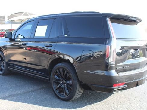 Used 2023 Cadillac Escalade Sport w/ Touring Package AWD/4WD image 9
