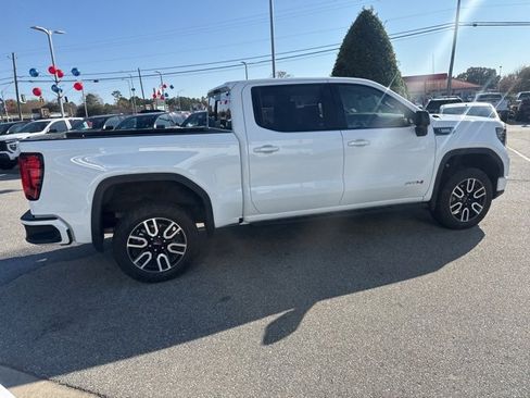 Used 2024 GMC Sierra 1500 AT4 w/ AT4 Premium Package image 5