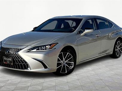 Used 2025 Lexus ES 350 w/ Premium Package