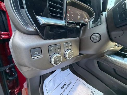 New 2026 GMC Sierra 1500 SLT AWD/4WD image 17