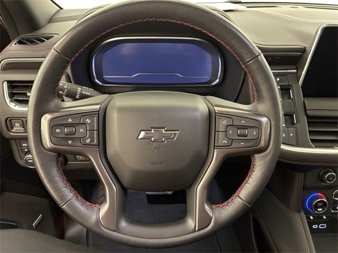 Used 2022 Chevrolet Suburban RST w/ Luxury Package image 22