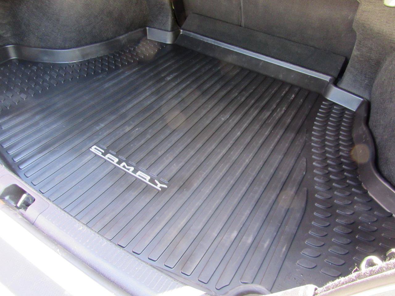 Used 2025 Toyota Camry XSE FWD image 38