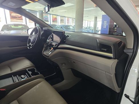 Used 2018 Honda Odyssey EX-L image 13